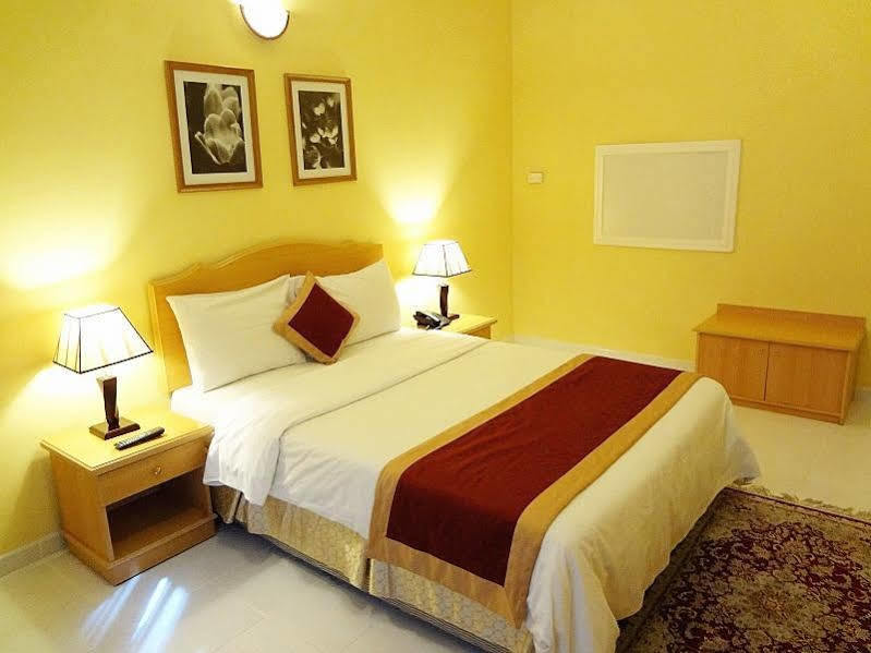 Welcome Hotel Apartments 1 Dubai Exterior photo